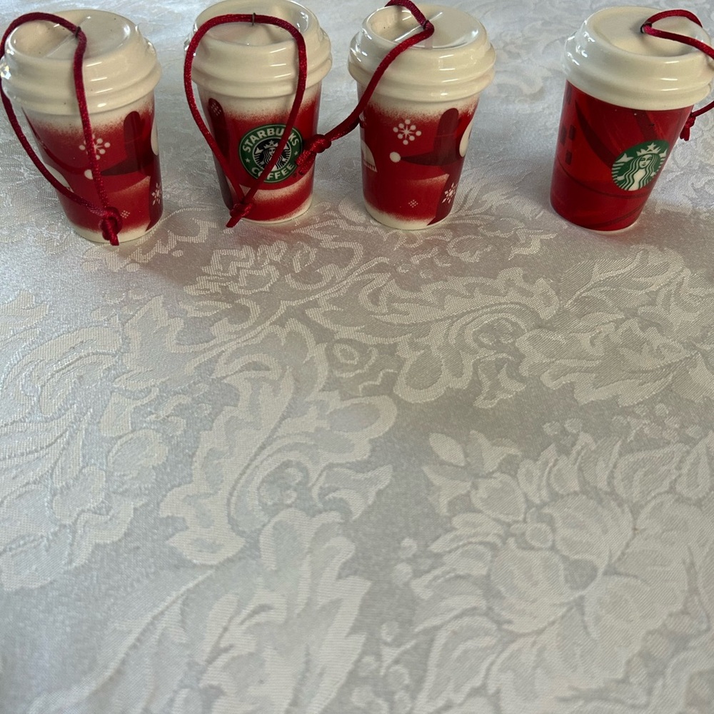 Starbucks Red Mini Cup Set 2010,2014. Christmas ornaments. Set 4. Oh so cute!🌲🌲
